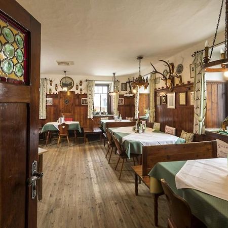 Gasthof Gruener Baum كيرشبرغ ام ويتشل المظهر الخارجي الصورة