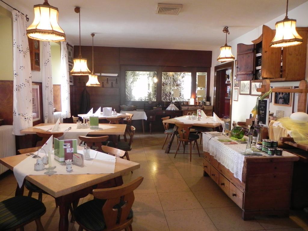 Gasthof Gruener Baum كيرشبرغ ام ويتشل المظهر الخارجي الصورة